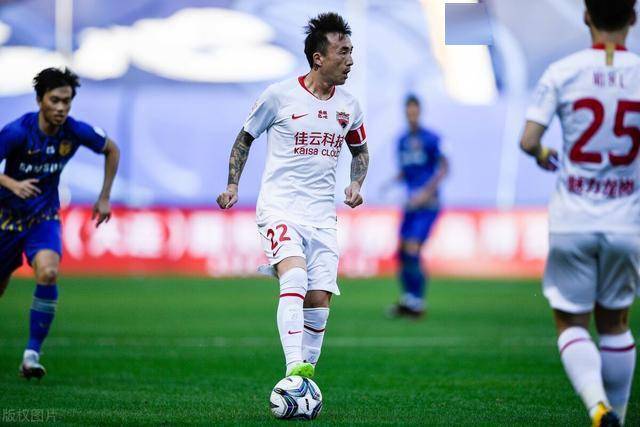  斯图加特青训小将首秀即破门  